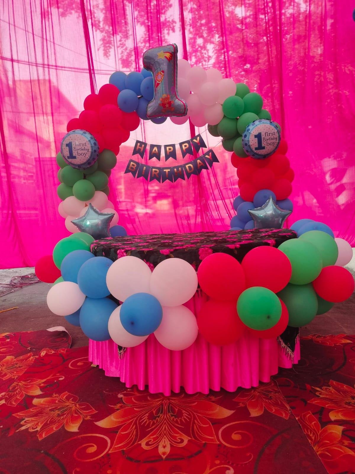 Corporate event decoration with balloons