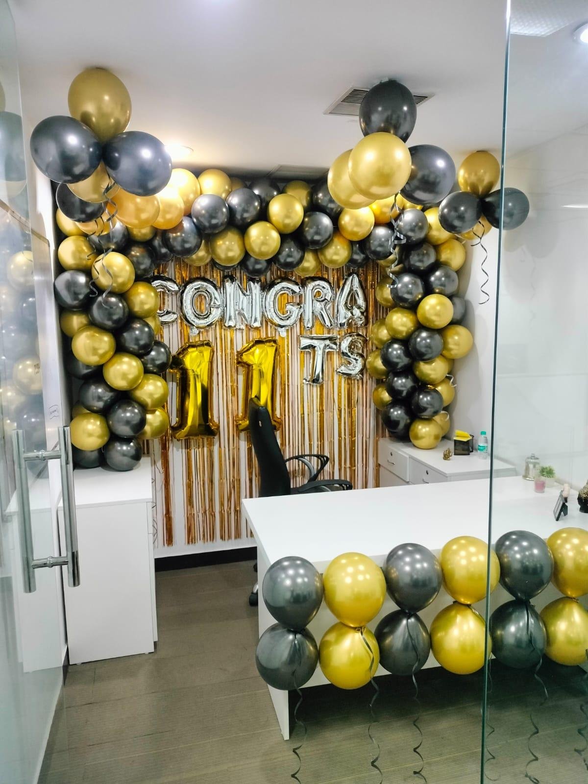 Wedding balloon arch and floral decoration
